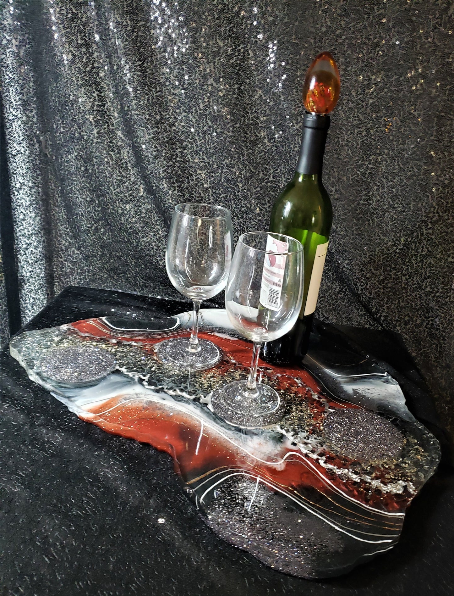 Geode resin oversized tray, charcuterie board, side table top, wall art. Housewarming gift, hostess gift, wedding gift, home decor.