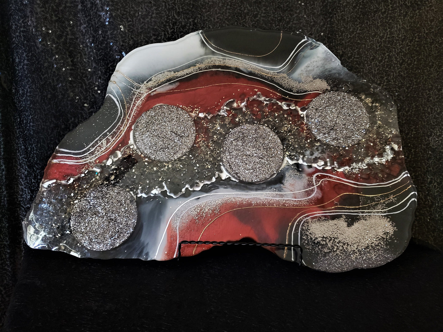 Geode resin oversized tray, charcuterie board, side table top, wall art. Housewarming gift, hostess gift, wedding gift, home decor.