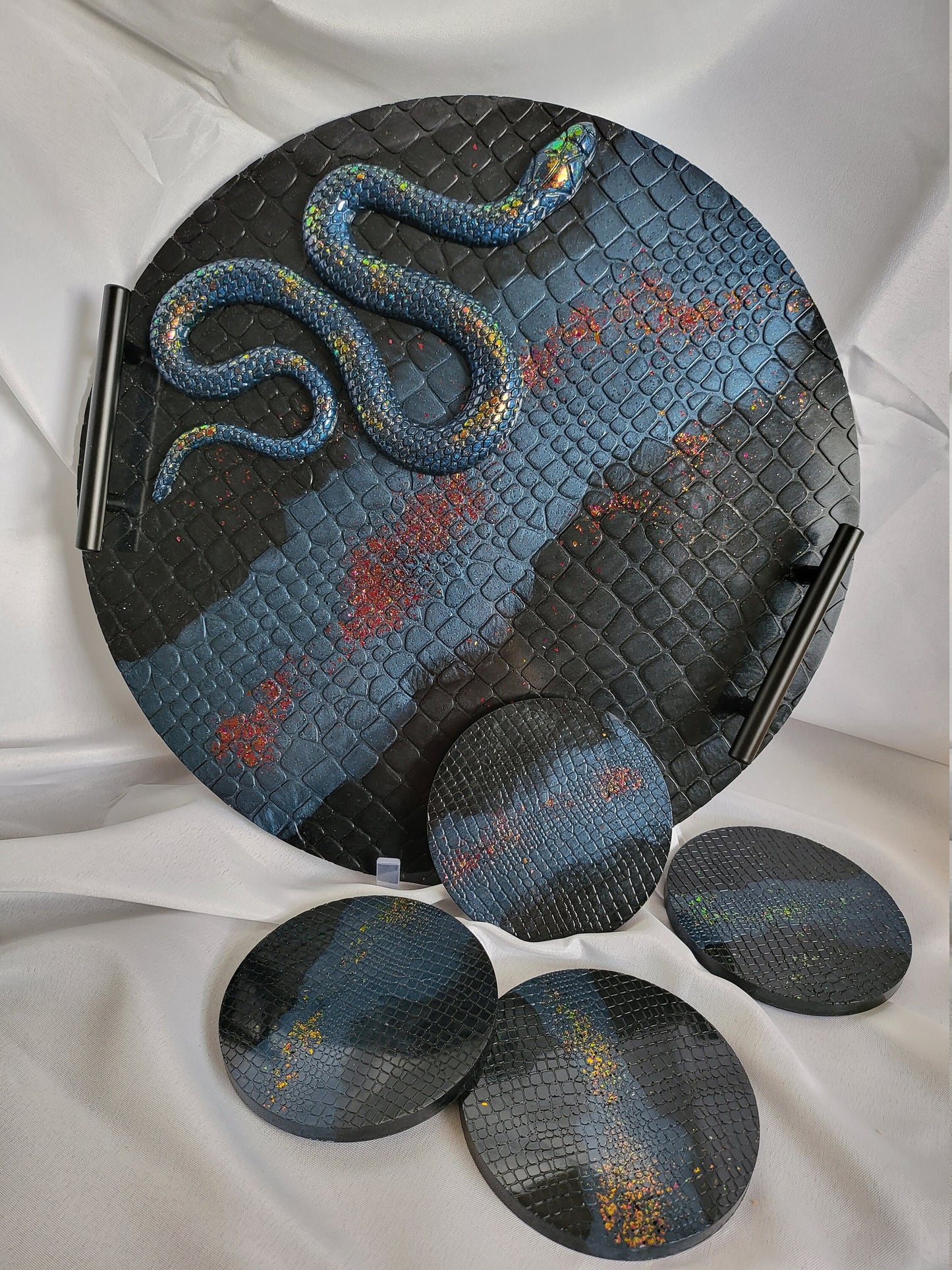 Round reptile tray with 4 coasters. Snake accent and reptile print with handles .Witchy decor, witch craft gift. Serpent spell tray.