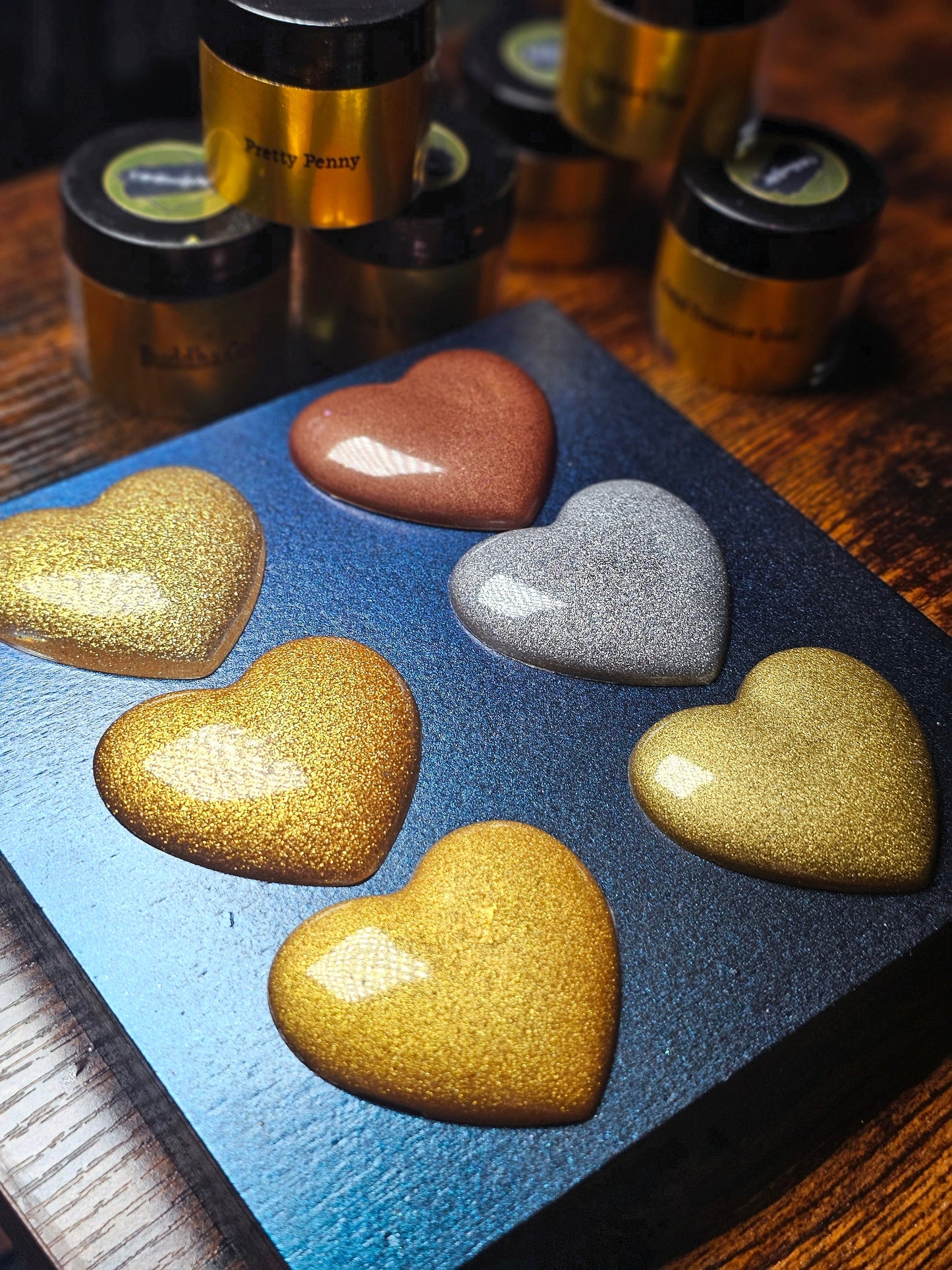 Metallic powder pigment. Metal effect. For arts and crafts, nail art, diy polish and art paint. Brush on, floating copper, silver, gold.