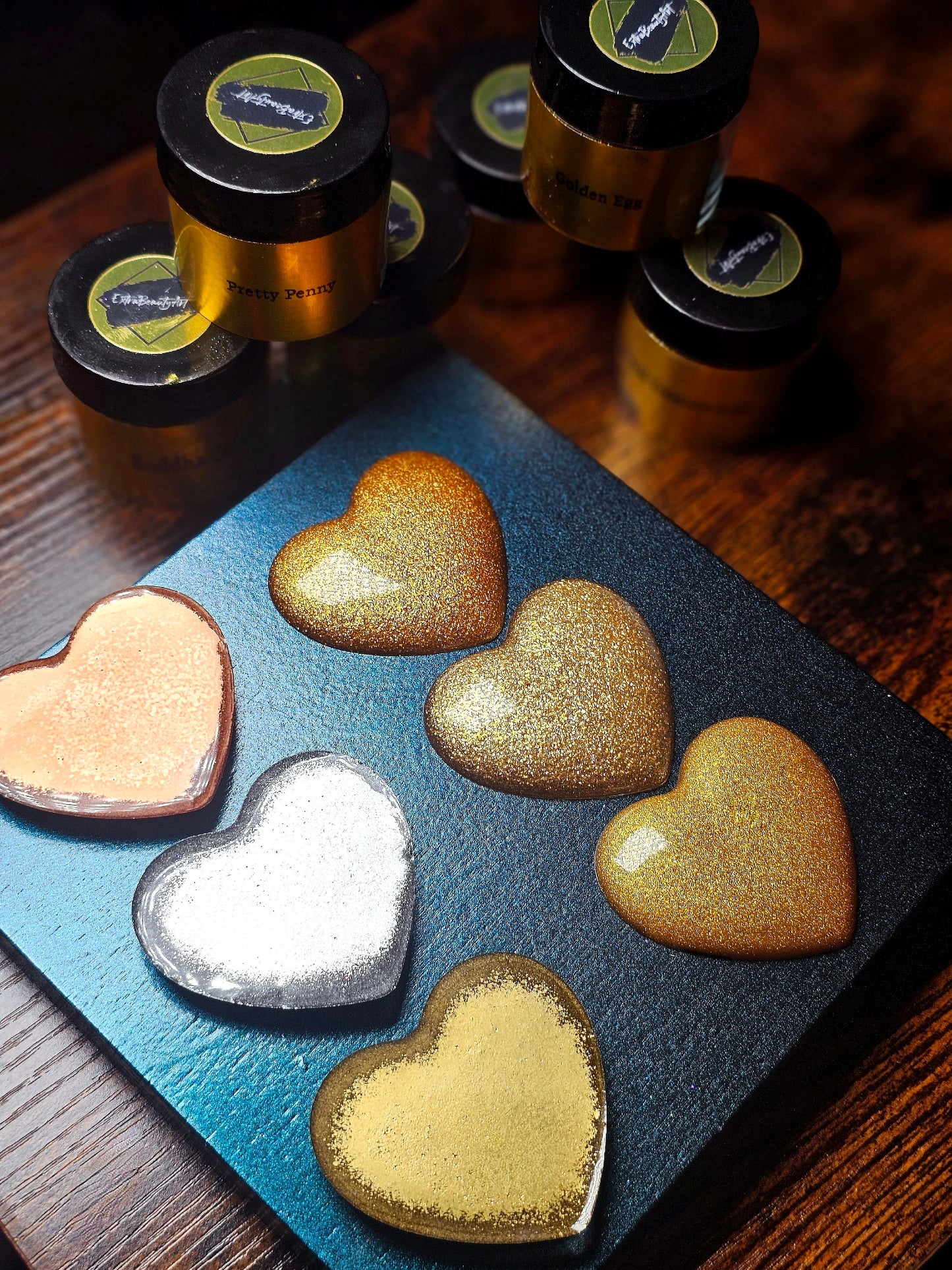 Metallic powder pigment. Metal effect. For arts and crafts, nail art, diy polish and art paint. Brush on, floating copper, silver, gold.