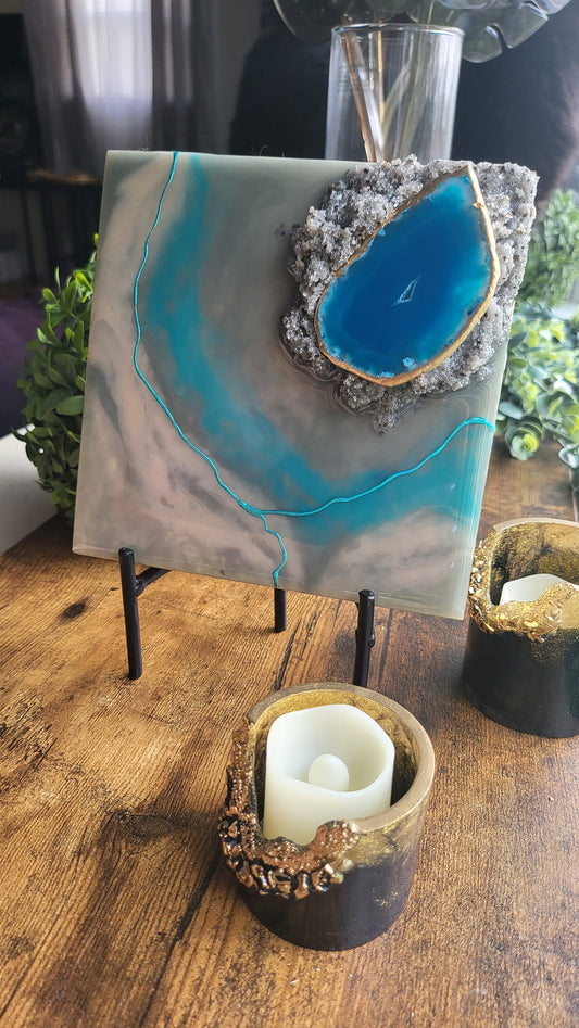 Mini geode wallart with smokey quartz crystals and agate slice. 6"×6" wall hook, no stand